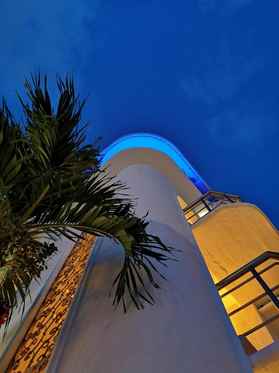 Hotel Blue Star Cancun Exterior photo